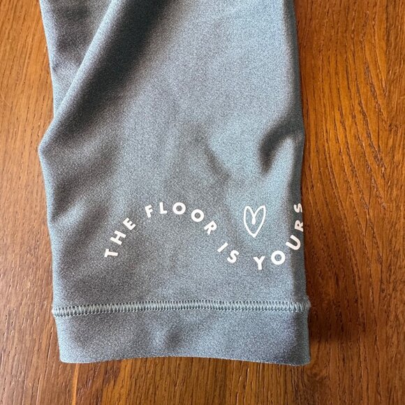 ATHLETA GIRL X SIMONE BILES Brushstroke Leggings Girls 7 S Gymnastics Abstract - Picture 4 of 7